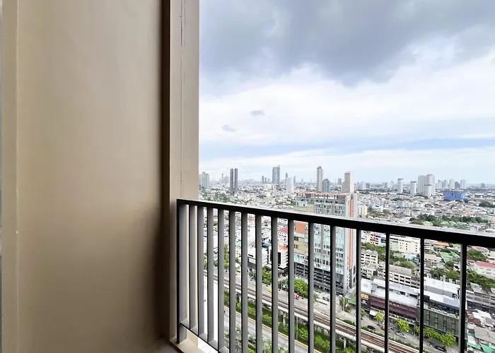 100 To Bts L High-rise Unitl Iconsiam Apartment *