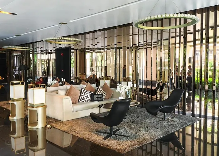 100 To Bts L High-rise Unitl Iconsiam *